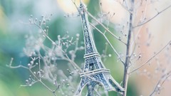 Eiffel Tower Plants Souvenirs scale models
