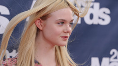 Elle fanning long neck