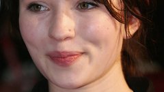 Emily browning