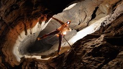 Explorer national geographic Tennessee cavern