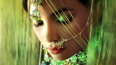 Eyes Green woman hijab