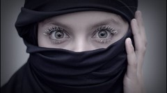 Eyes masks hijab