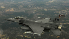 F-16 fighting falcon missle