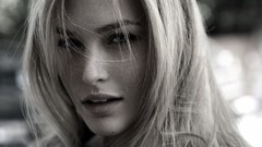 Faces blondes israel green eyes red lipstick bar refaeli 