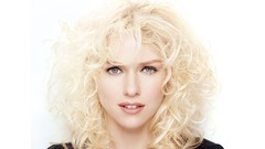 Faces blondes woman blue