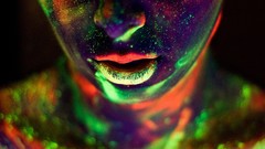 Faces body painting luminiscence