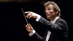 Faces orchestra classical music conducting