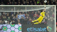 Feet Real Madrid soccer goalkeeper iker casillas