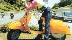 FLCL Fooly Cooly Vespa