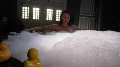 Foam Ducks bathing amanda tapping