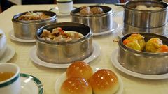 Food dishes table white