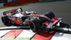 Formula one vehicles McLaren