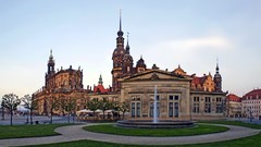 Fountains buildings archetecture