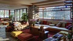 Frank Lloyd Wright falling