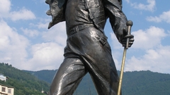 Freddie mercury statues