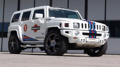 Front 2009 geigercars hummer h3 low-angle shot V8 Kompressor