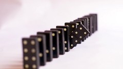 Game dominos game