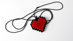 Geek Hearts Simple Background necklaces Jewelry Bonney