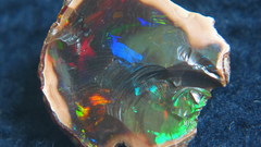 Gems minerals Opalescence iridescence