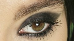 Girls eye make-up uxga