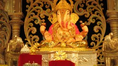 God India gods Ganesha Pune Dagdusheth Halwai Ganapati