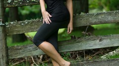 Gray black blue red white woman ass brown chest Swans wet legs 