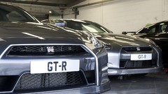 Gray black silver cars close-up front vehicles nissan gtr 