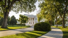Green sidewalk architecture The White House