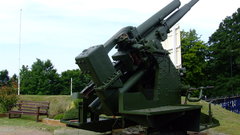 Guns cannons artillery anti-aircraft