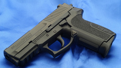 Handguns SIG SP2022