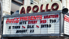 Harlem Apollo theater marquee