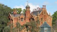 Haunted mansion hai is