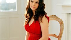 Hayley atwell