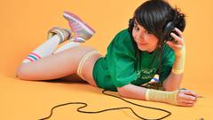 Headphones brunettes woman Ariel