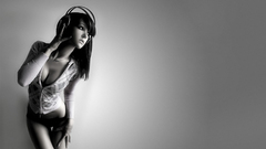 Headphones woman Aleksandra Wydrych