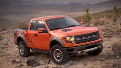 High Resolution fordsvtraptorpress