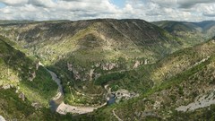 High saint Resolution chely tarnr