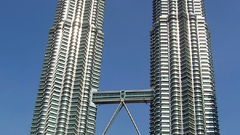 High Towers twin klcc Resolution