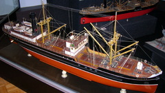 High watercraft cargo ship