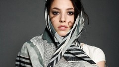 Hollywood Actress big eyes black hair olivia thirlby Dredd 
