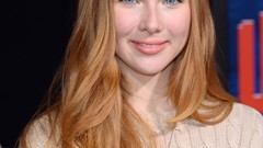 Hollywood Actress redheads Molly Quinn