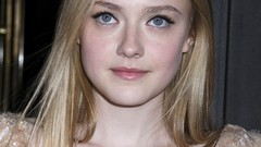 Hollywood Actress stills smiling brunettes models Dakota 