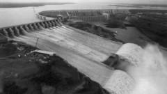 Itaipu dam monochrome