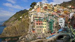 Italy houses cinque terre
