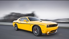 Jackets dodge challenger Dodge Challenger SRT8 yellow cars