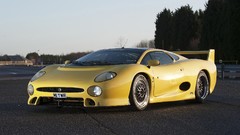 Jaguar xj220