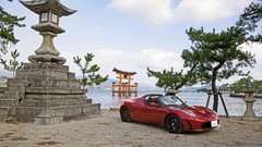 Japan Tesla Roadster