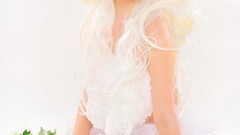 Japanese models Sayumi Michishige