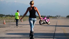 Jeans drag racing motorbikes