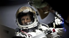 Jump outer space Felix Baumgartner